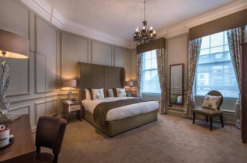 Deluxe Double Room image 1