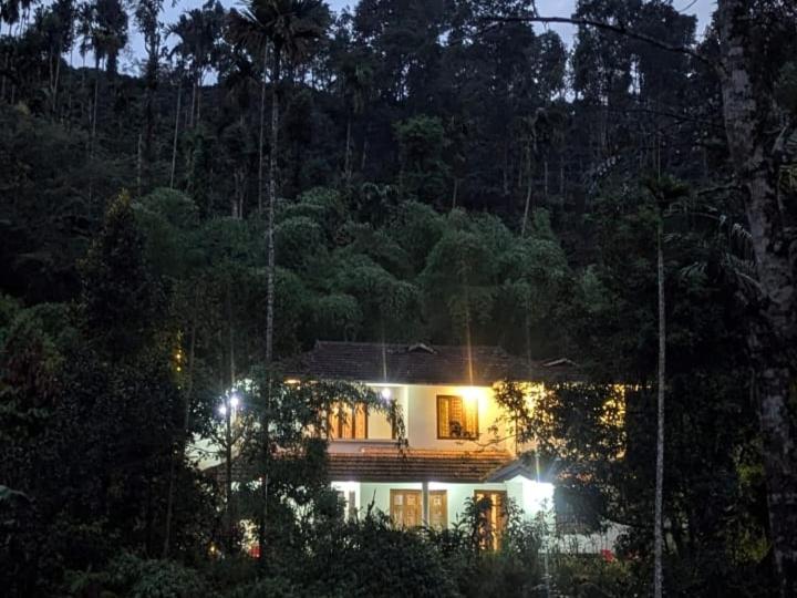 Lush Lagoon Homestay - image 1