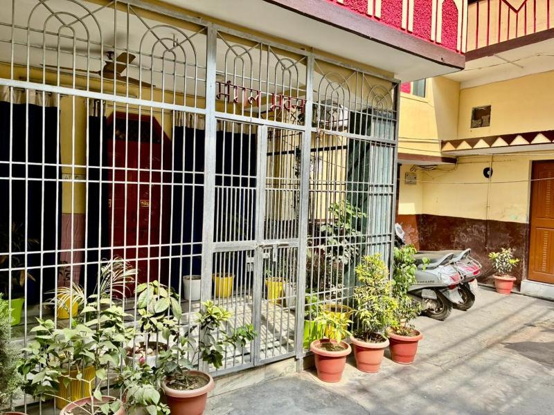Griham homestay Near Assi Ghat - image 4