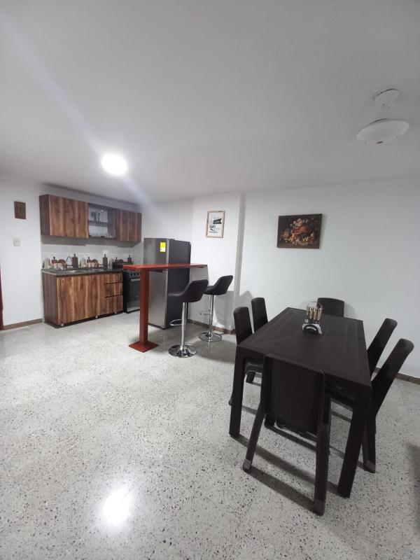 Apartamento en edificio Maratea-Rodadero - image 1