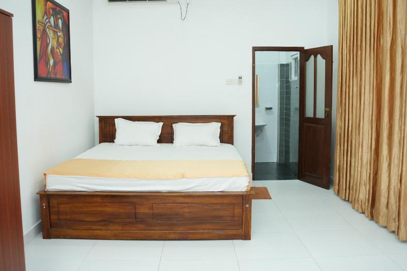 Ovenmin Villa - image 17