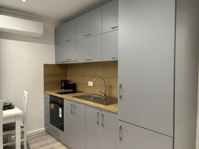 Aleas Apartments - image 2