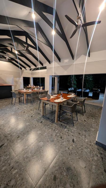 Mopani Lodge Victoria Falls - image 2