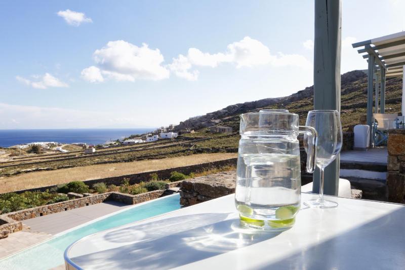 Niriides Homes & Villas - image 11