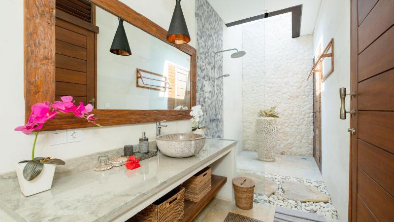 Villa Liang by Villa Finder - image 12