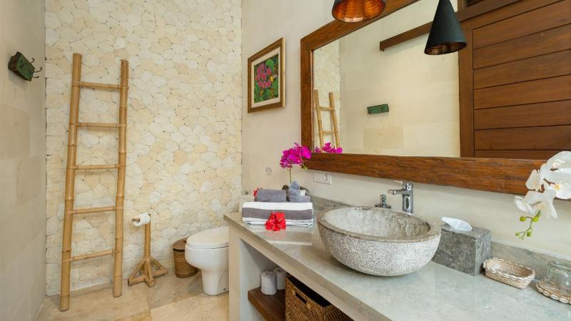 Villa Liang by Villa Finder - image 10