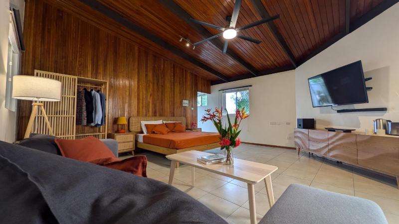 Bilikiki Hideaway - image 15
