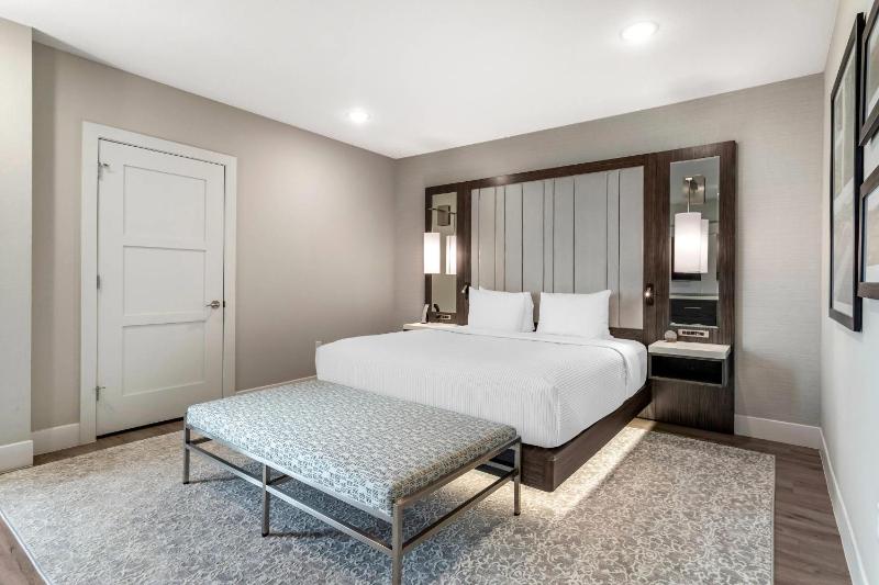 Cambria Hotel Austin Uptown near the Domain - image 6