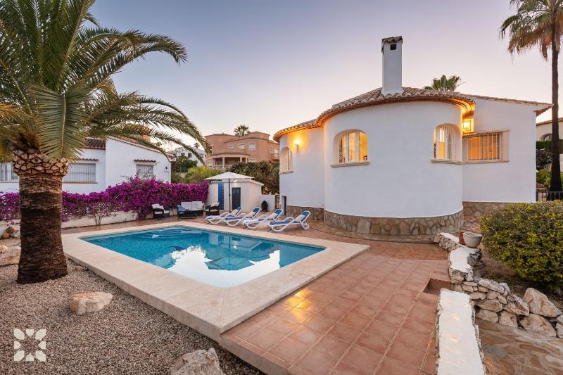 Villa Mackay by Abahana Villas - image 10