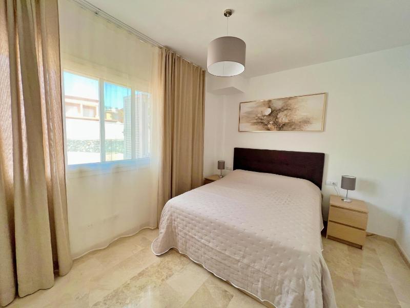 Townhouse with Ocean View - image 11