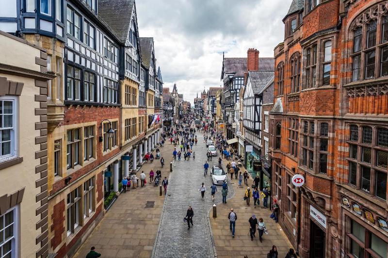The Sandstone - Chester Main Street - image 4