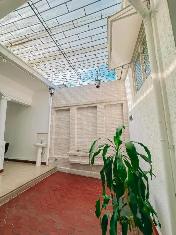 Laundry House - image 8