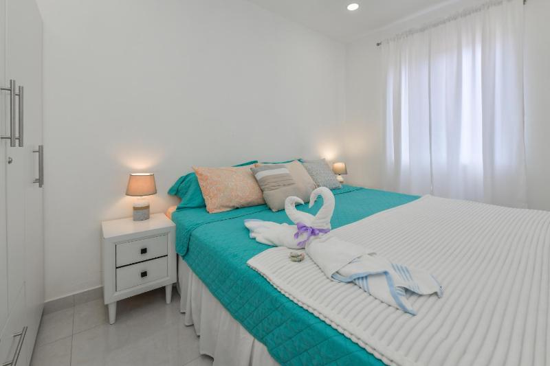 Hotel experience with daily housekeeping and laundry 2-Bedroom - image 22
