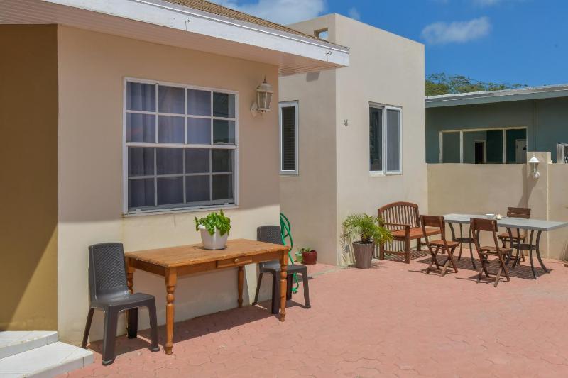 Hotel experience with daily housekeeping and laundry 2-Bedroom - image 23