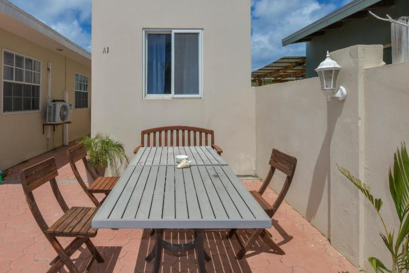 Hotel experience with daily housekeeping and laundry 2-Bedroom - image 12