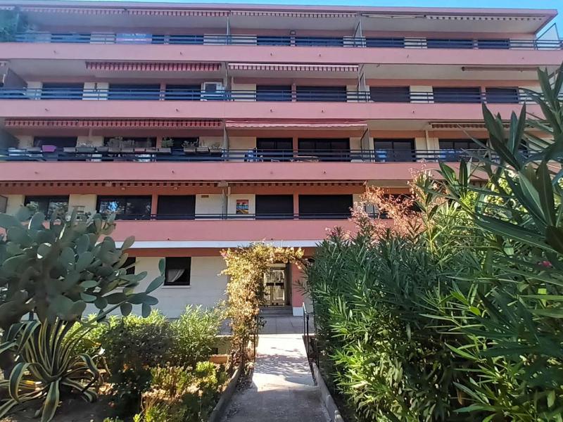 Appartement 2 pièces avec climatisation à Cavalaire-sur-Mer - FR-1-226B-246 - image 2
