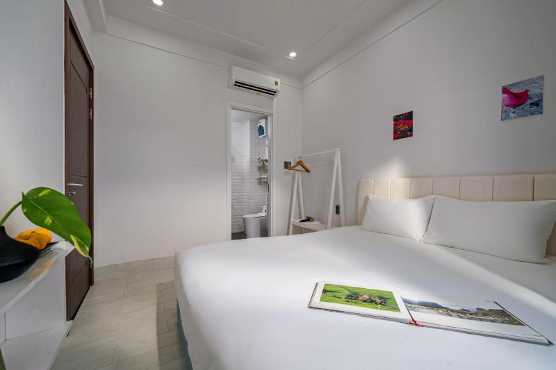 Hue Central 3BR 2 minute walk to tourist area - image 13