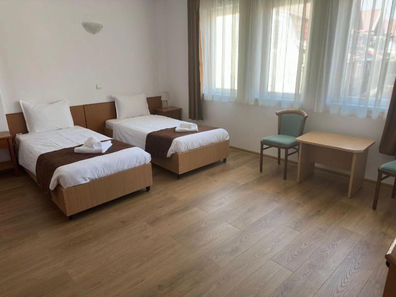 Hotel Apollo Central - image 2