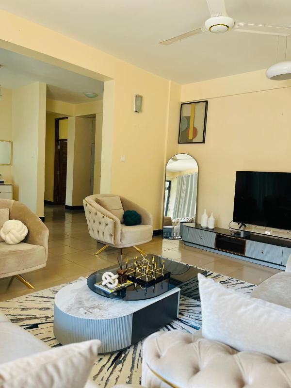 QD Apartment - image 1