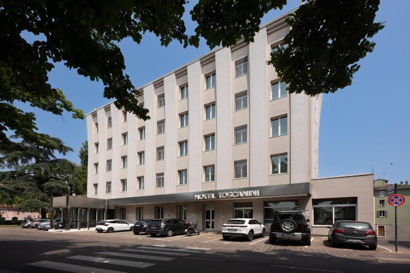 Hotel Toscanini - image 15