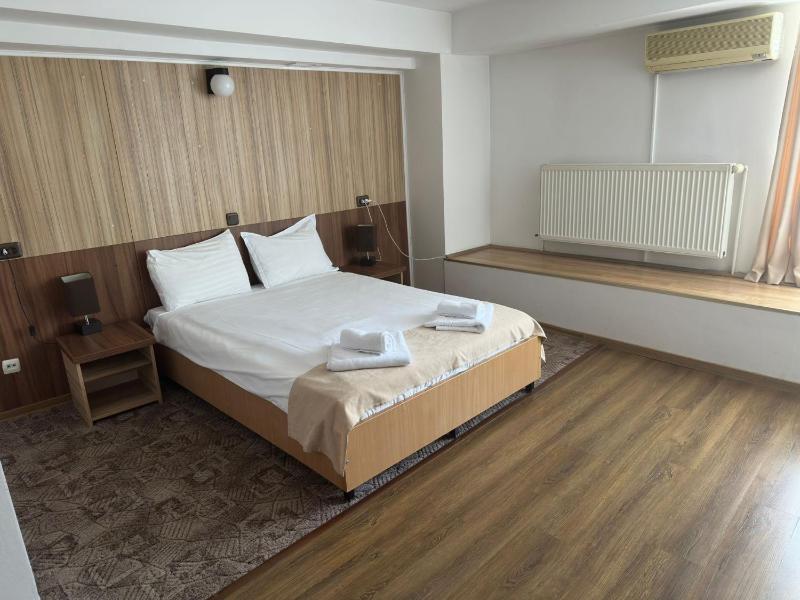 Hotel Apollo Central - image 44