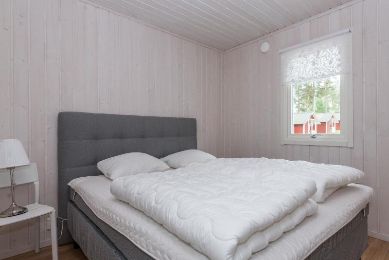 Cottage image 4