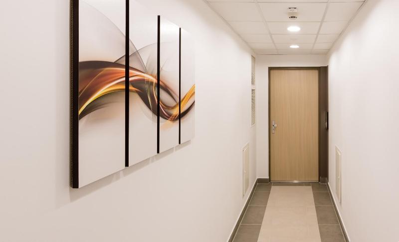 Corvin holiday Apartments hotel - image 15