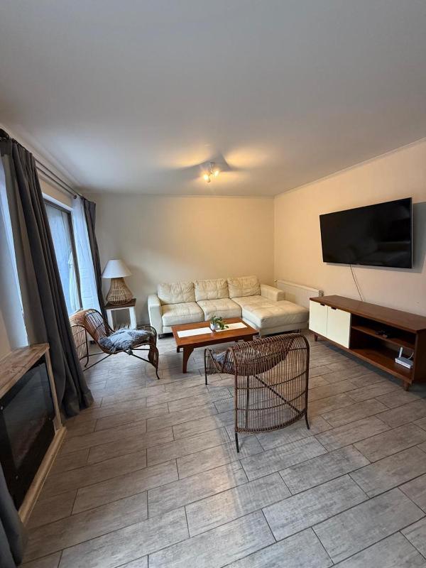 Casa familiar en Pucón cómoda y bien ubicada - image 12