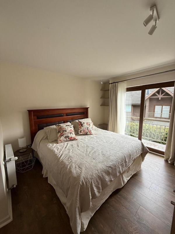 Casa familiar en Pucón cómoda y bien ubicada - image 10