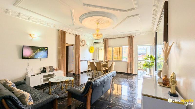 Chic apart downtown Yaounde - image 5
