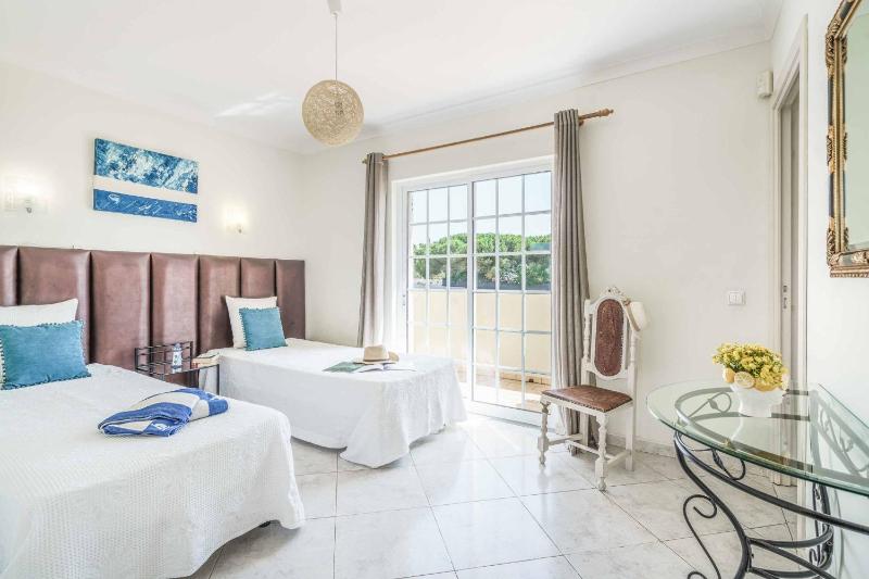 Villa Judite - image 17