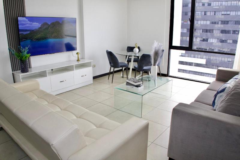 Suite vista al rio - image 1