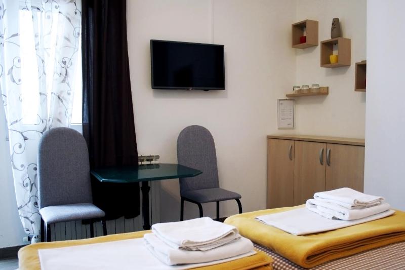 Standard Triple Room image 3