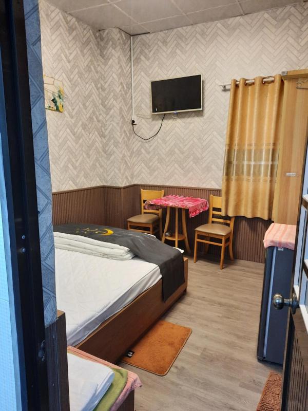 Khách sạn Nghìn Lẻ Một Đêm - image 35