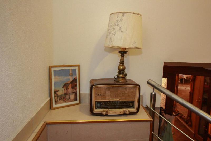 Family Room image 4