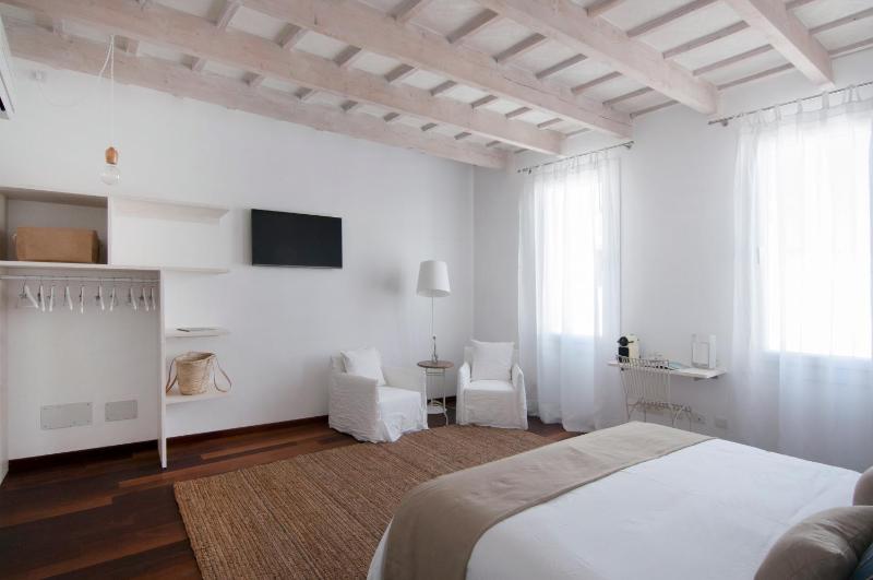 Suite image 4