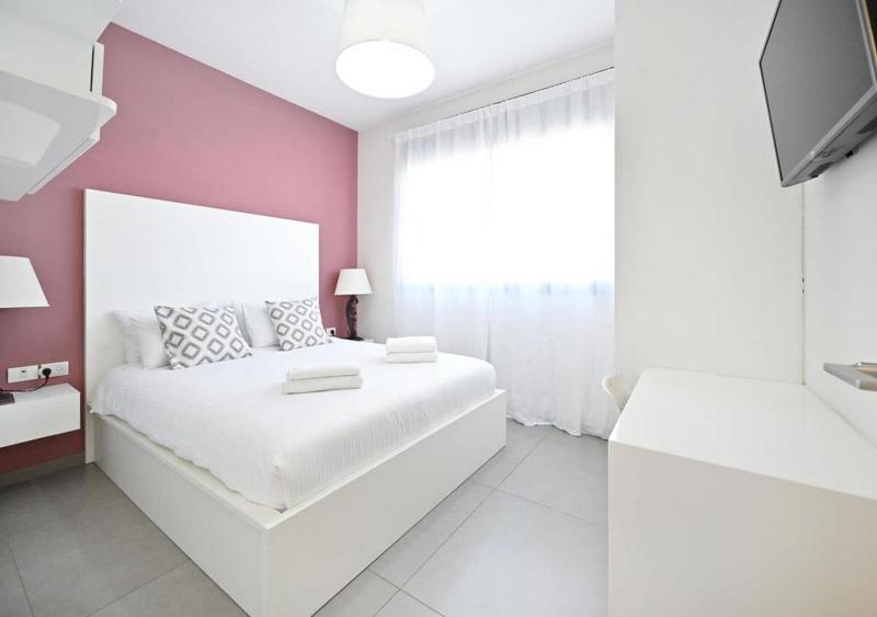 Cozy 2BR with Balcony and Mamad on Dizzengoff by HolyGuest - image 6