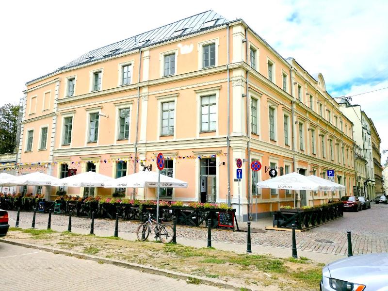 Oldtown Palasta Apartments - image 1