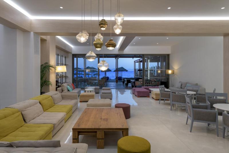Avra Beach Resort - image 3