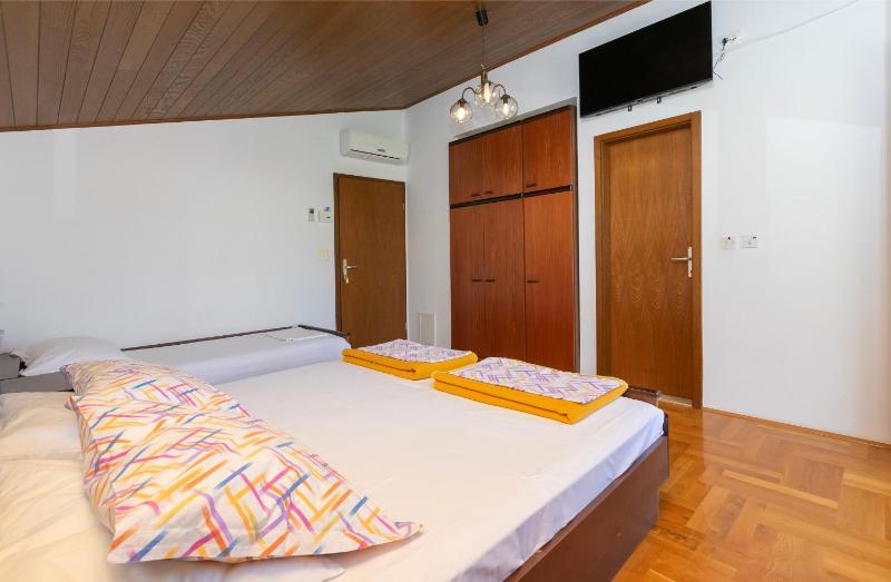 Apartments Nada - image 27