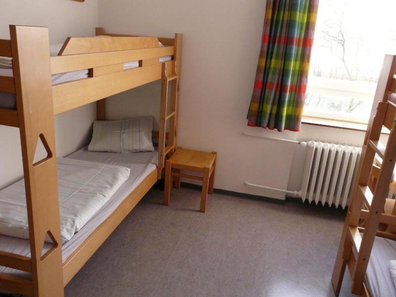 Bed in 6-Bed Mixed Dormitory Room image 1