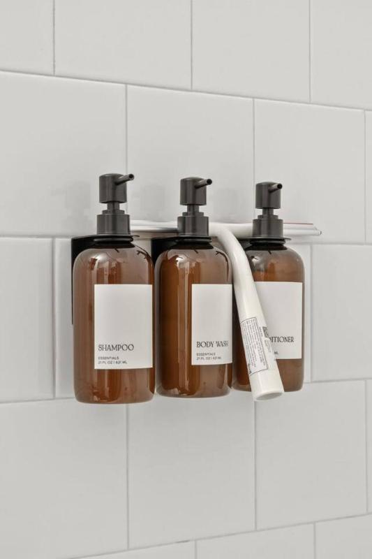 Stylish Modern Queen Suite Parking Pet Friendly - image 15