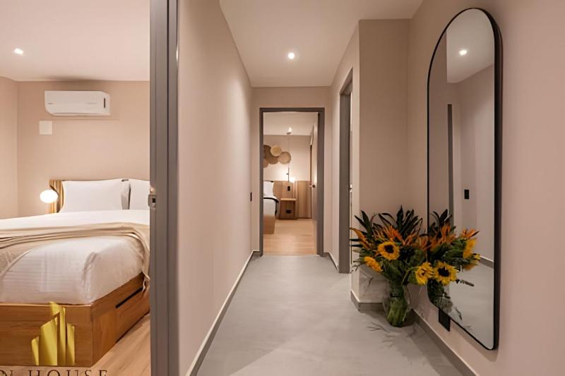 Premium Getaway with Private Jacuzzi - image 14