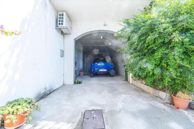 Apartment Vito - image 33