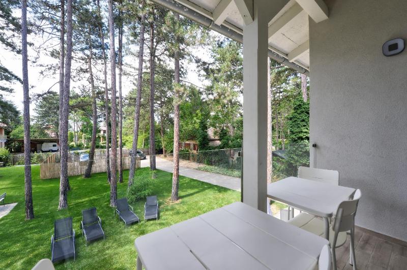 Premium One-Bedroom Apartment with Terrace or Balcony image 4