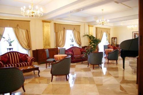 Grand Hotel Palace - image 16