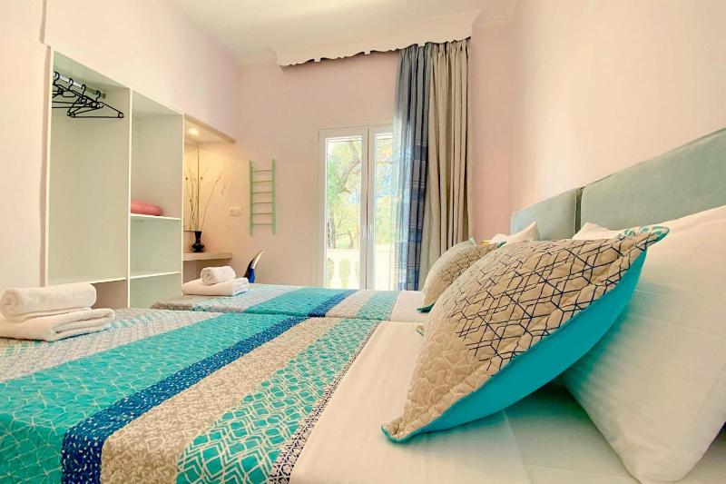 NISSAKI SUNLIGHT by Sealand Villas - image 25