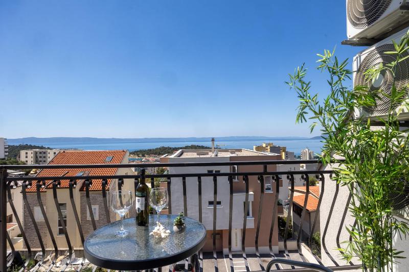 Apartments Julijana - image 12