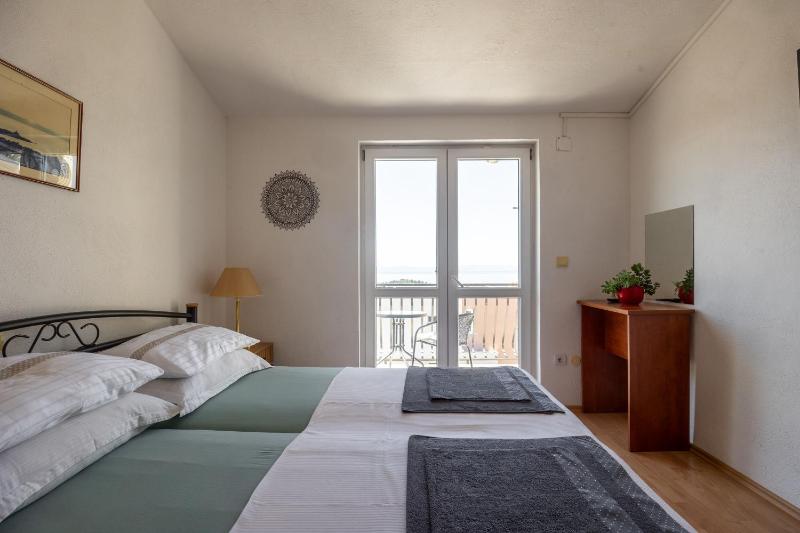 Apartments Julijana - image 6