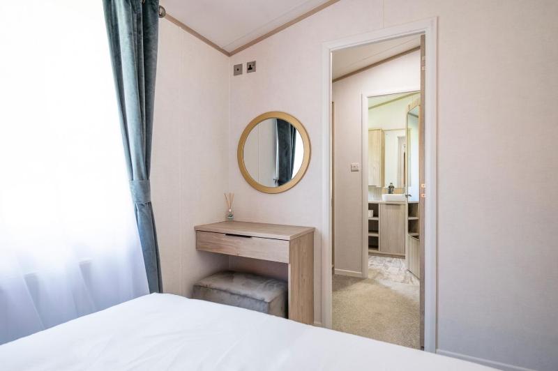 The Cabin Ufford - image 24